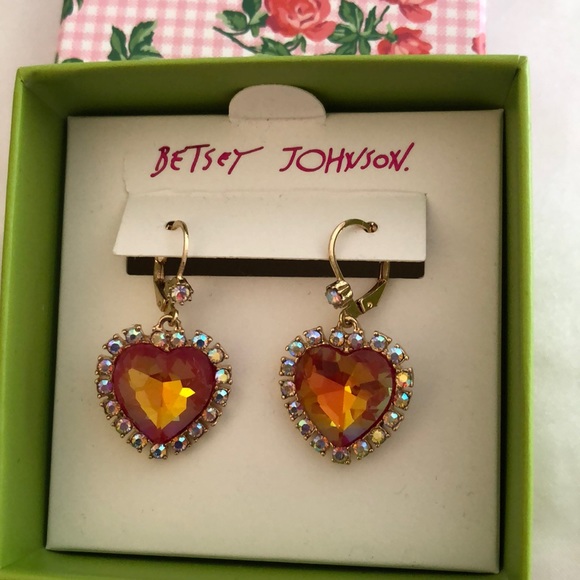 Betsey Johnson Gold Tone Pink Heart Drop Earrings Iridescent Crystal Accents NIB - Picture 6 of 11